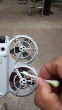 Detailed Cleaning of Quadcopter Drone Blades and Rotors