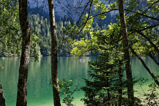 Austria, Upper Austria, View of Gleinkersee Lake