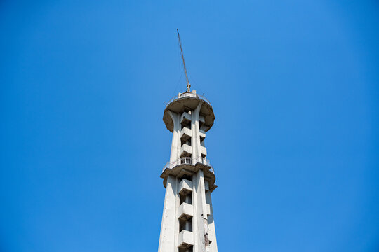 View of Parachute Tower in Izmir Kulturpark.