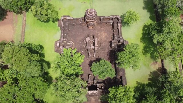 カーンチャナブリーのムアンシン歴史公園の空撮　อุทยานประวัติศาสตร์เมืองสิงห์ กาญจนบุรี　Muang Sing Historical Park, Kanchanaburi　Drone Shooting