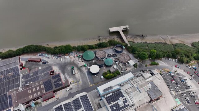 Strategic meat processing and export facility in Grannagh, County Kilkenny, Ireland, near the River Suir and Waterford City.