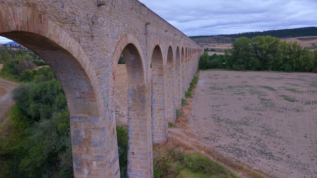 No&aacute;in Aqueduct, built during the reign of Charles III of Spain to bring drinking water to Pamplona. World Heritage Site. No&aacute;in. Navarre. Spain. Europe