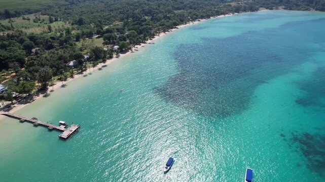 マーク島の美しいビーチの空撮・トラート県　เกาะหมาก ตราด　Beautiful Beach at Koh Mak, Trat　Drone Shooting