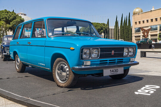 Seat 1430 Familiar 1970 at Automobile Barcelona 2025