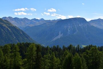 Fototapeta premium Schöne Landschaft bei Reschen in Südtirol 