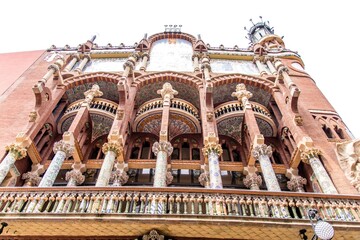Barcelona, uliczka, budynek © Zbigniew