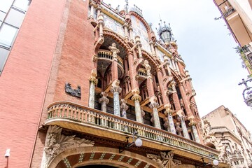 Barcelona, uliczka, budynek © Zbigniew