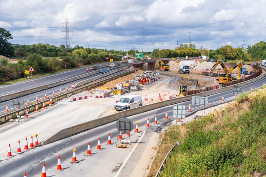 Construction of new underpasses for the A11-A47 free-flow link at Thickthorn Interchange, Norwich, UK