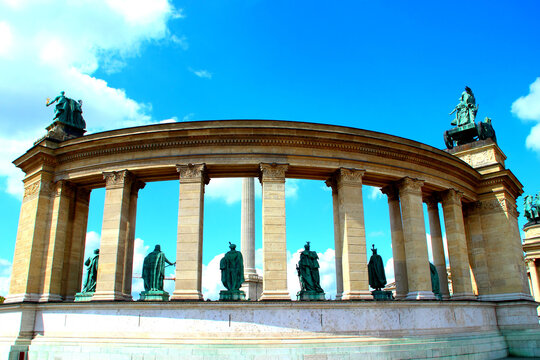 BUDAPEST, HUNGARY - AUGUST 31, 2025: Millennium Monument on Heroes' Square. The monument features two curved colonnades that house bronze statues of significant Hungarian leaders and kings