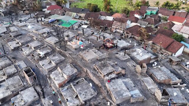 Tragic Fire Destroys Traditional Houses in Sade Village, Lombok: Suku Sasak Cultural Heritage Disaster and Post-Disaster Destruction Scene

