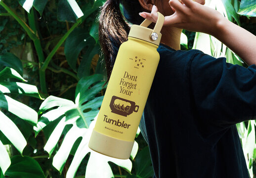 Sport Tumbler Mockup