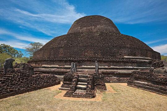 An ancient Buddhist dagoba (stupe) Pabula Vihara. Sri Lanka