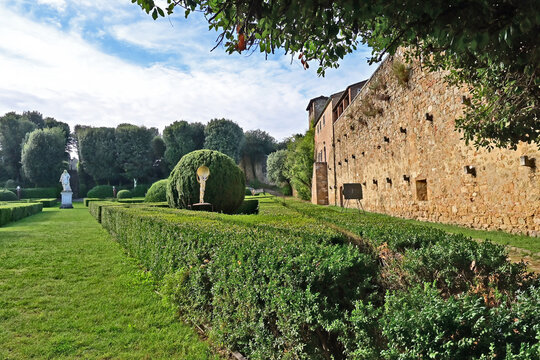 San Quirico d'Orcia, the Horti Leonini, a historic 16th-century Italian garden, Siena, Val d'Orcia, Tuscany, Italy