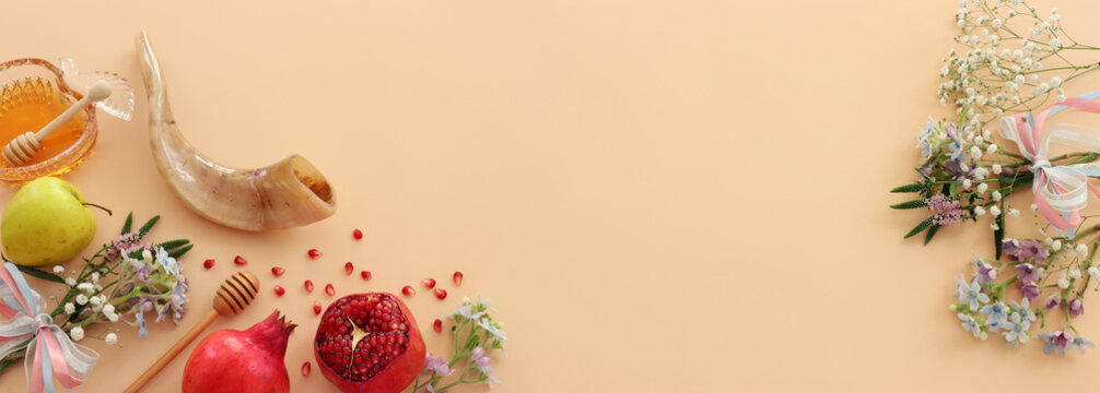 Rosh hashanah (jewish New Year holiday) concept. Traditional symbols