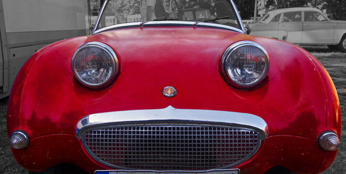 Austin healey sprite mark i bugeye front view at classic car gathering