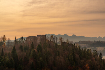 góry , Karpaty , Pieniny, Tatry , Polska , Małopolska, jesień © Daniel Folek