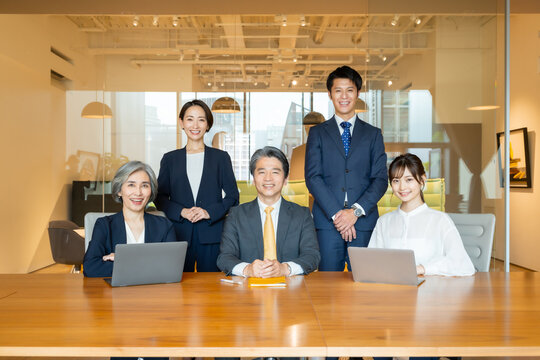 ビジネス