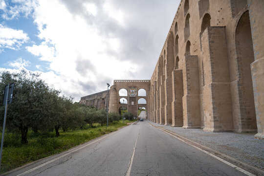 Aqueduct Amoreira Elvas Portugal Landmark Architecture