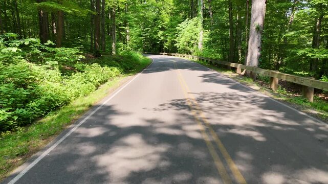 Green Lakes State Park - Cruising C