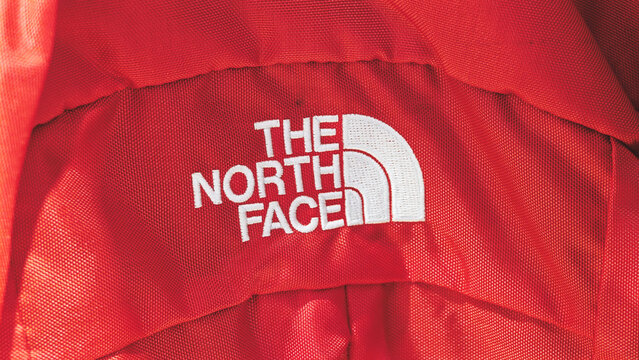 THE NORTH FACE 製品ロゴタイプ