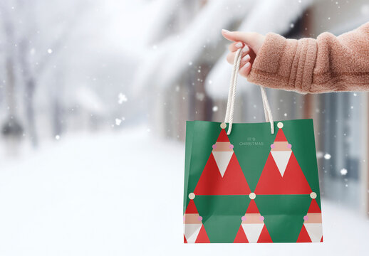 Festive Shopping Bag Mockup In Snow PSD