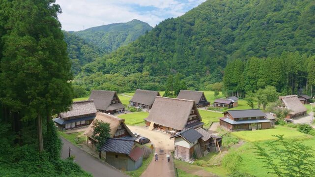 世界遺産・夏の五箇山 