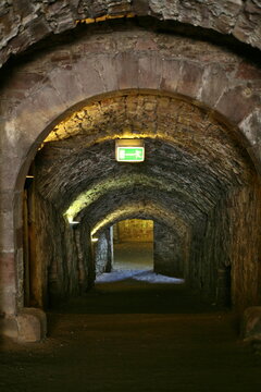 Tunnel