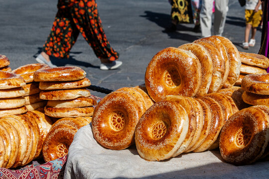 Tandyr nan is a type of Central Asian bread cooked in a vertical clay oven, the tandyr or tandoor.
