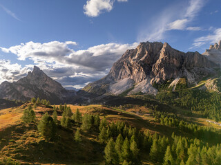 Italy, Passo Giau , Dolomity , mountain , Alpy, Włochy, Cortina dAmpezzo, Lagazuoi , Tre Cime, Lago di Braies , Lago di Misurina, Cadinin di Misurina , Lago Antorno , Tre Cime © Daniel Folek