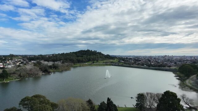Lago del fuerte - Tandil - Argentina