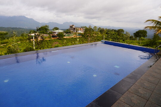 Luxury Infinity Pool Overlooking Green Mountains in Matale, Sri Lanka