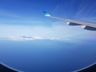 Naklejka premium view from airplane window