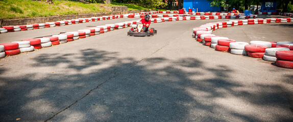 Go kart speed drive race © Maria
