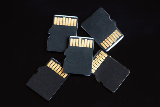 Micro-SD memory cards made in Asia, rising memory card prices and global supply chain.