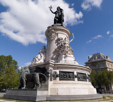 Monument to the Republic featuring Marianne, symbolizing French liberty, on a sunny day in Paris