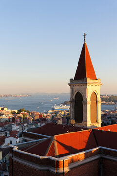 Turkey, Istanbul, View of city with Basilica St. Antonius