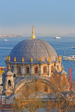 Turkey, Istanbul. Beyoglu, Tophane, Bosphorus, Nusretiye Mosque