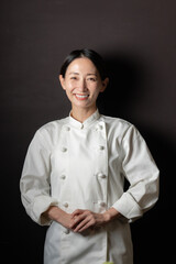 Fototapeta premium 女性 料理人