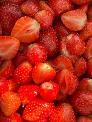 strawberries in a box © Даша Трощенко