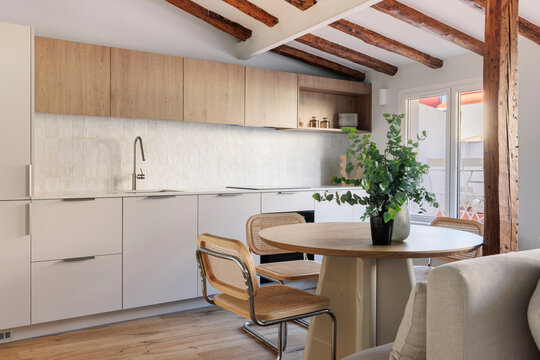 Minimalist kitchen and dining nook
