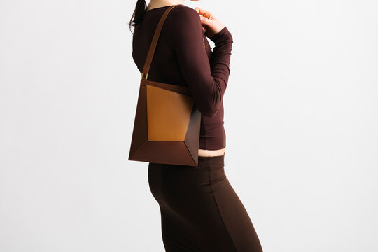 Brown Leather Shoulder Bag Fashion Model