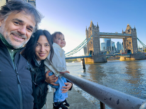 Family Visiting Tower Bridge During Scenic London Vacation