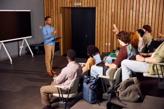 Students engage in a discussion during a lecture