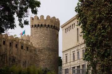 Obraz premium Exciting moments of Formula 1 Gran Prix in the heart of historic Baku, Azerbaijan