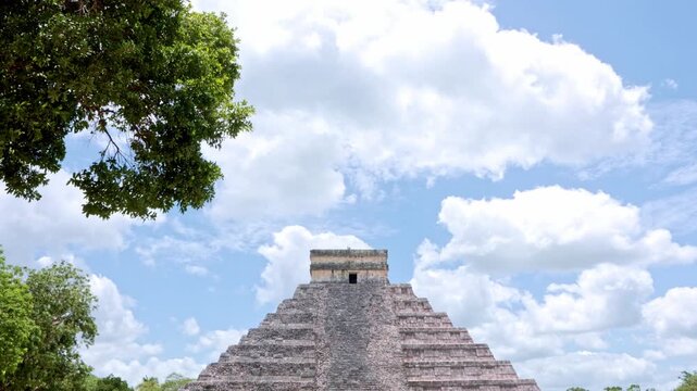 Famous Chichen Itza mayan pyramid disappearing from view