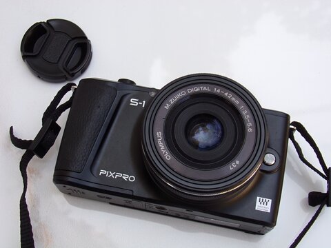 Kodak PIXPRO S-1 digital camera with Olympus lens