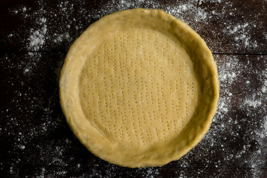 Close up of an unbaked pie crust
