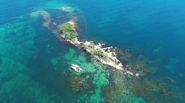 虻が島(富山県氷見市)