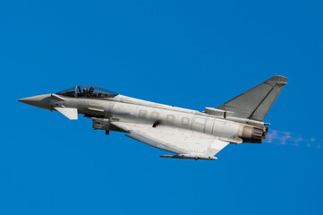 Fighter aircraft. © Tomasz Warszewski