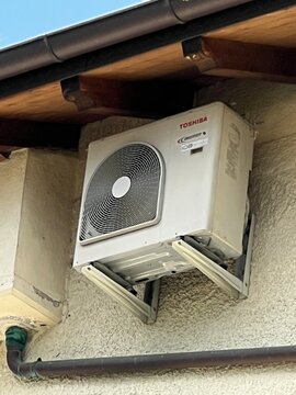 Trento, Italy
June 5, 2026
Toshiba mini split